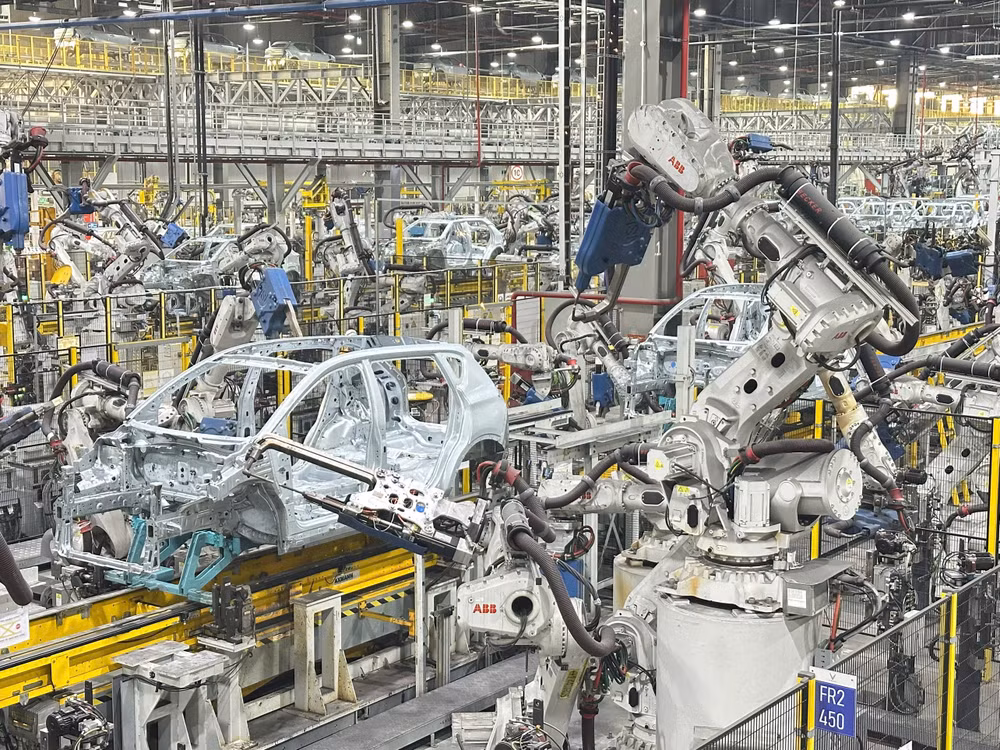 Công suất của Nhà máy Ô-tô VinFast dự kiến công suất đạt 950,000 xe/năm vào năm 2026.