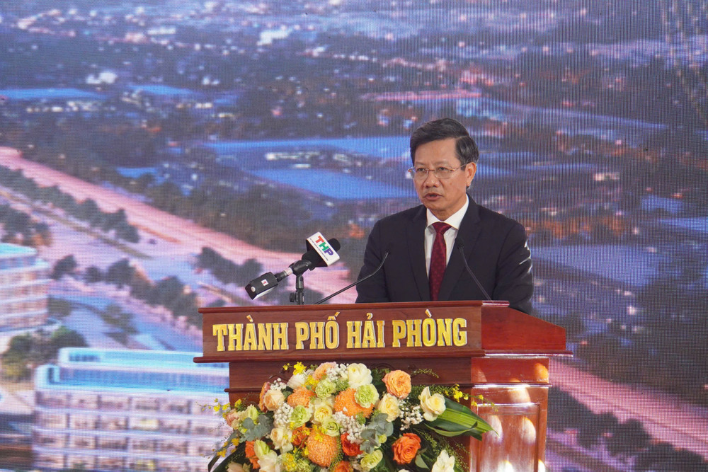 Ông Lê Anh Quân, Phó Chủ tịch Thường trực Ủy ban nhân dân thành phố Hải Phòng. Ông Lê Anh Quân, Phó Chủ tịch Thường trực Ủy ban nhân dân thành phố Hải Phòng.