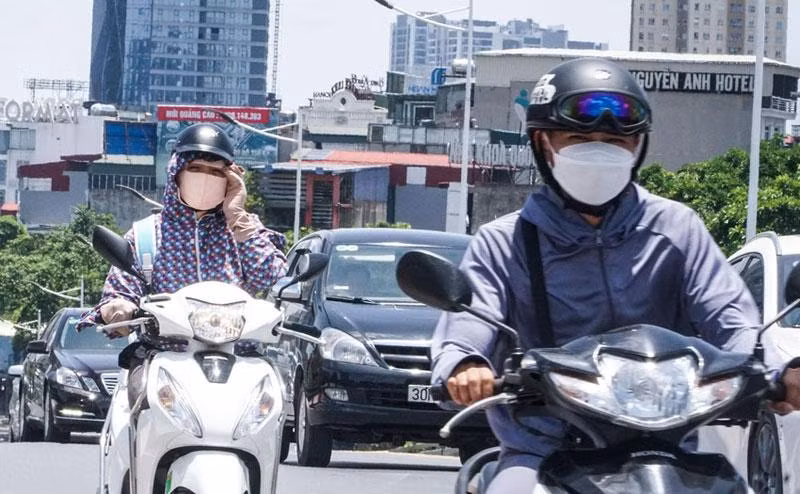 Khu vực Hà Nội ngày mai (25/7) có nắng nóng với nhiệt độ cao nhất phổ biến 35-37 độ C. (Ảnh minh họa)