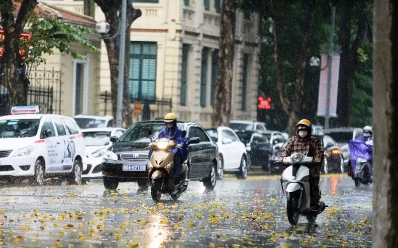 Khu vực Hà Nội từ ngày 30-31/7, có lúc có mưa rào và dông, cục bộ có mưa to. (Ảnh minh họa)