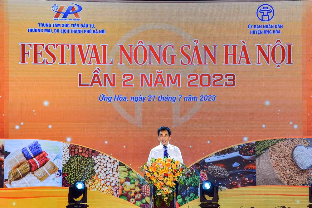 Ông Nguyễn Ánh Dương, Giám đốc Trung tâm Xúc tiến Đầu tư, Thương mại, Du lịch thành phố Hà Nội phát biểu khai mạc.