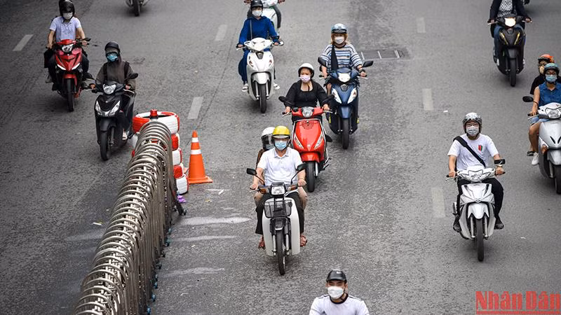 Giao thông trên đường Nguyễn Trãi, Hà Nội. (Ảnh: THÀNH ĐẠT)