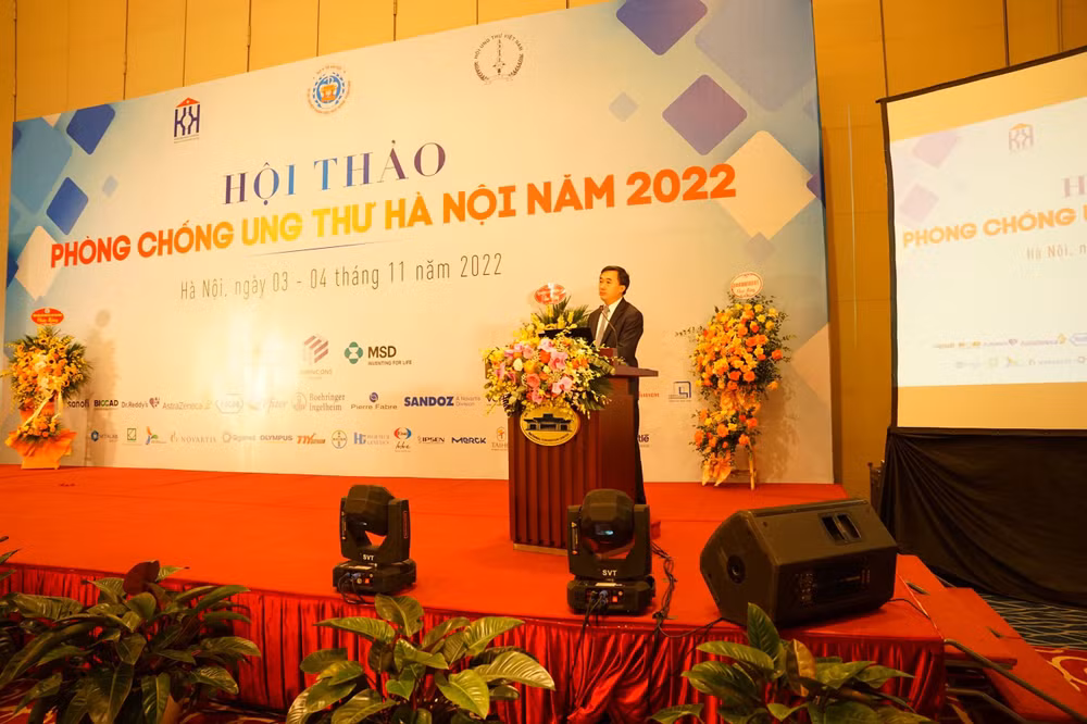 GS, TS Trần Văn Thuấn, Thứ trưởng Bộ Y tế phát biểu tại Hội thảo.