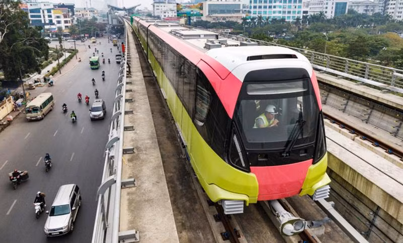 Việc vận hành thử đoạn trên cao đường sắt Nhổn-ga Hà Nội từ ngày 5/12 được kỳ vọng sẽ sớm đưa tuyến đường sắt đô thị này vào khai thác.