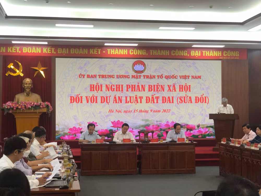 Quang cảnh hội nghị.