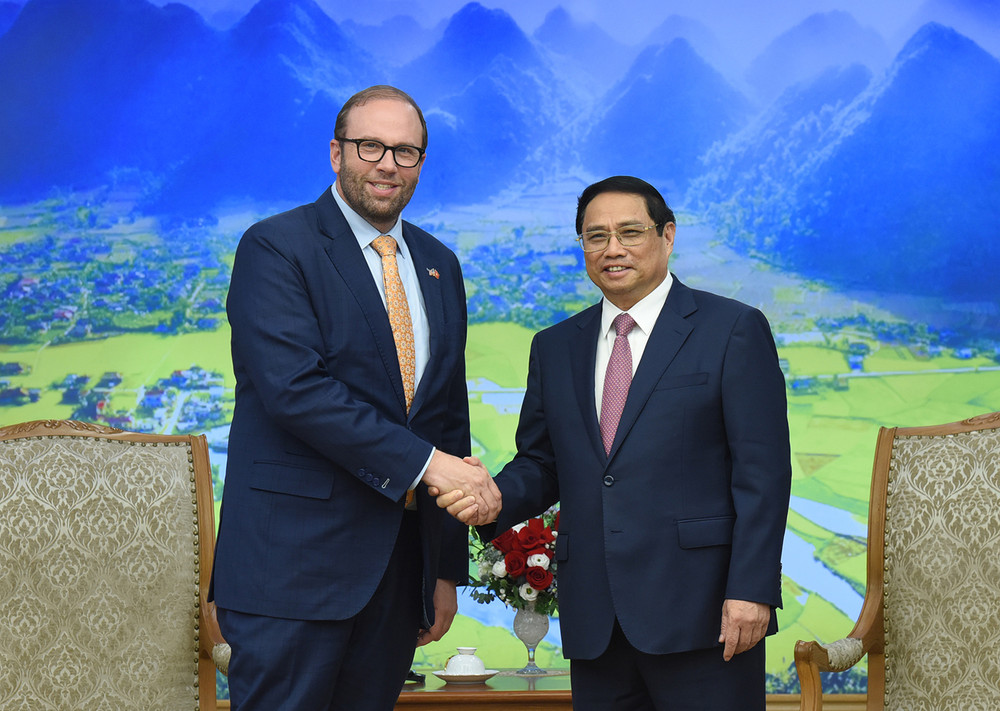 Thủ tướng Phạm Minh Chính đón Chủ tịch Ủy ban Thuế vụ Hạ viện Hoa Kỳ Jason Smith.