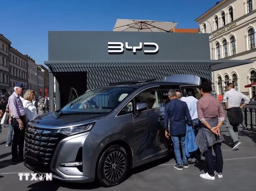 Mẫu xe điện của BYD tại Triển lãm ôtô quốc tế ở Munich, Đức ngày 8/9/2023. (Ảnh: THX/TTXVN)