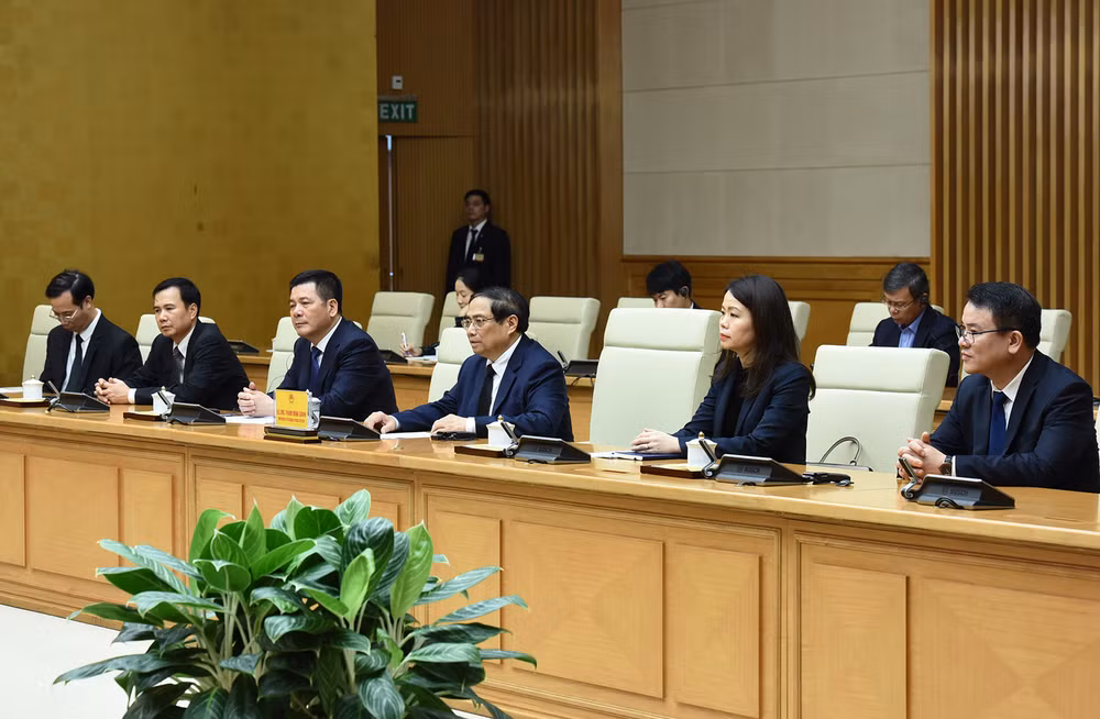 Đại diện lãnh đạo các bộ, ban, ngành cùng tham dự buổi tiếp với Thủ tướng Phạm Minh Chính.