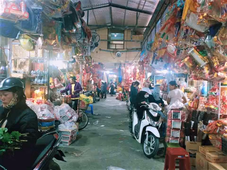 Một góc chợ Giàu.