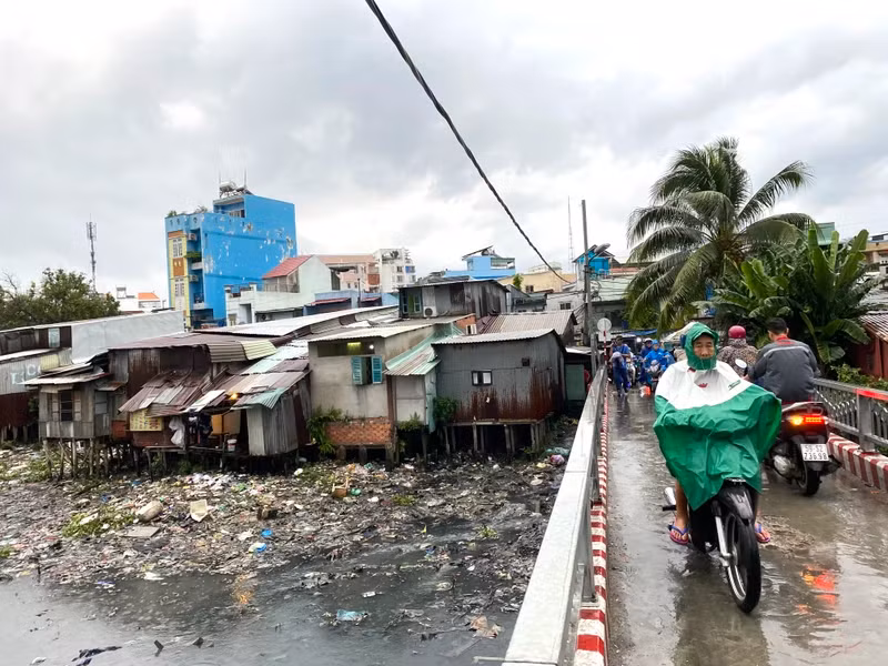 Rạch Xuyên Tâm đi qua quận Bình Thạnh, Gò Vấp ô nhiễm nặng sắp được cải tạo, chỉnh trang.
