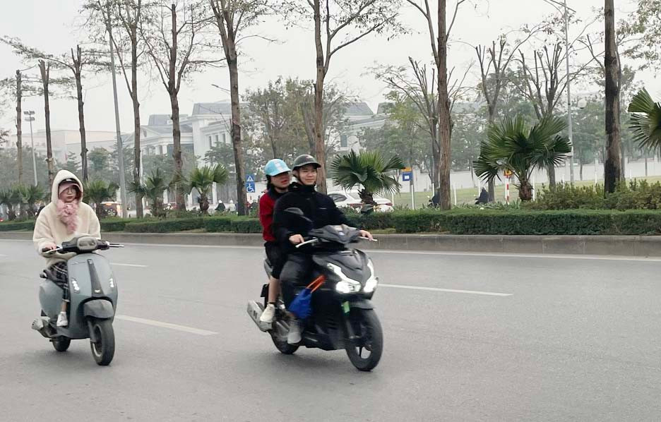 Khu vực Hà Nội có mưa, mưa rào, trời chuyển rét. Ảnh: ĐT