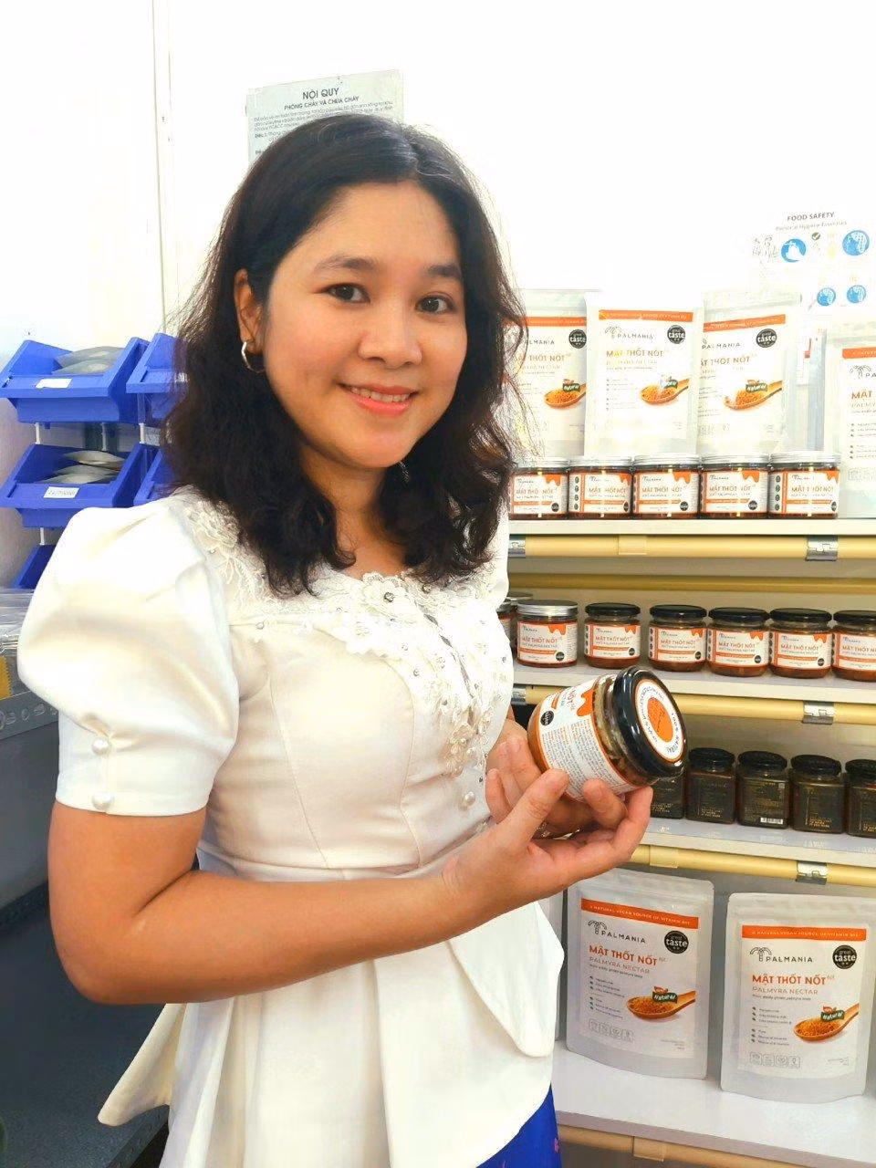 Chị Chau Ngọc Dịu, người sáng lập thương hiệu mật thốt nốt Palmania.