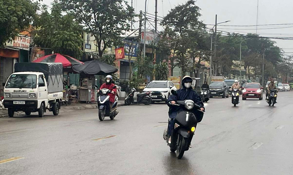 Khu vực Hà Nội có mưa, trời lạnh.