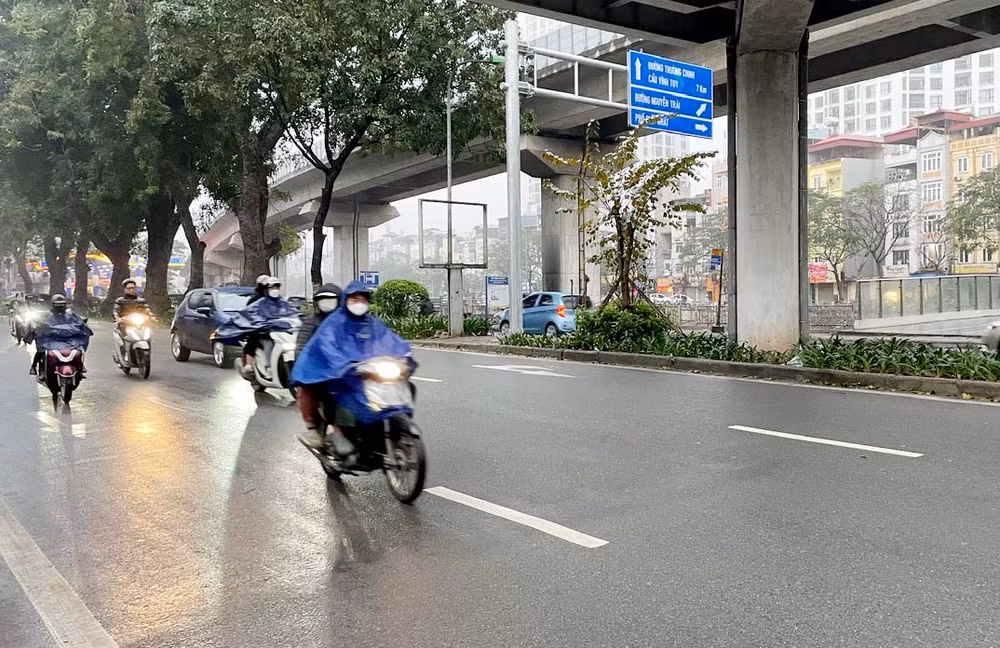 Khu vực Hà Nội có mưa phùn. Ảnh: ĐT