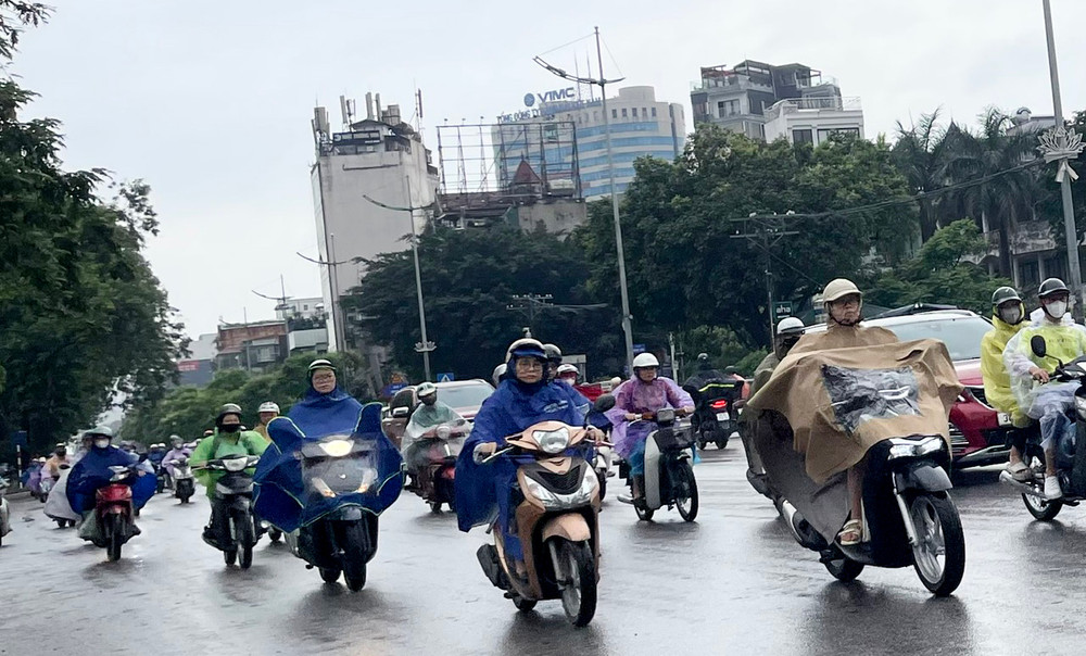 Khu vực Hà Nội được cảnh báo mưa dông cần đề phòng lốc, sét. (Ảnh minh họa: Đ.T)