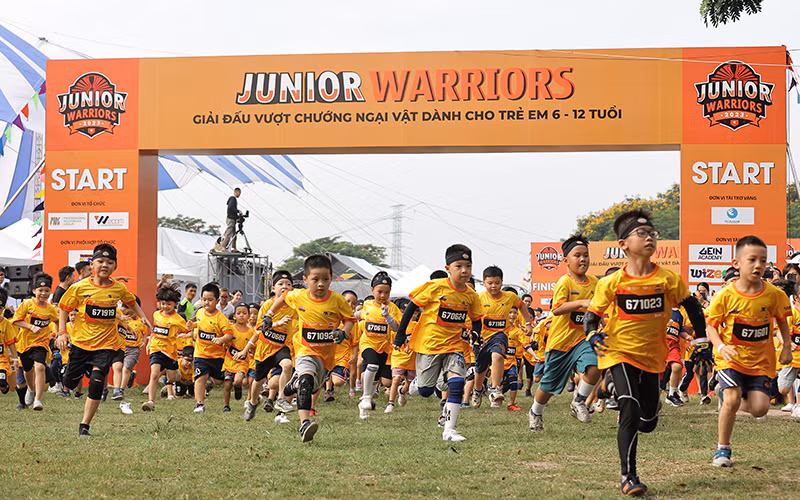 Các vận động viên nhí bứt tốc từ những bước chạy đầu tiên. (Ảnh: Junior Warriors)