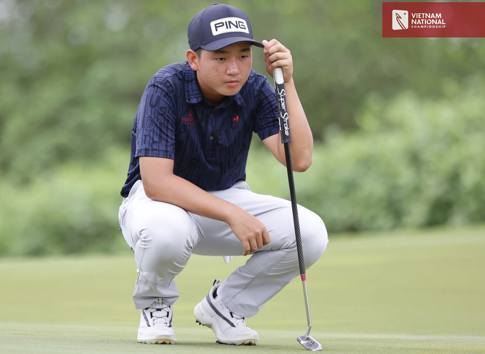Đánh bại nhiều đối thủ sừng sỏ, golfer 16 tuổi Nguyễn Anh Minh từng lên ngôi vô địch Giải golf vô địch quốc gia năm 2022. (Ảnh: BTC)