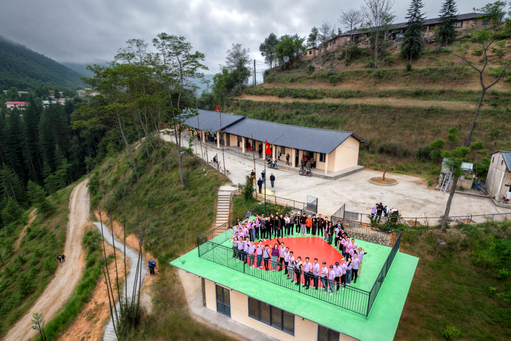 Điểm trường Xín Chải (tỉnh Hà Giang) được Ban Tổ chức TIM CUP 2024 hoàn thành và bàn giao vào tháng 3/2025. Điểm trường Xín Chải (tỉnh Hà Giang) được Ban Tổ chức TIM CUP 2024 hoàn thành và bàn giao vào tháng 3/2025.