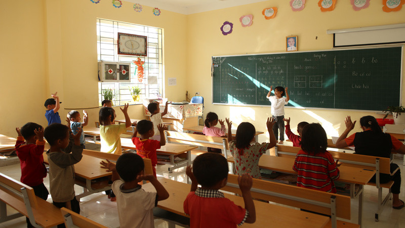 Môi trường học tập của học sinh vùng khó của huyện biên giới Mường Tè đang đáp ứng tốt nhu cầu học tập của con em đồng bào.