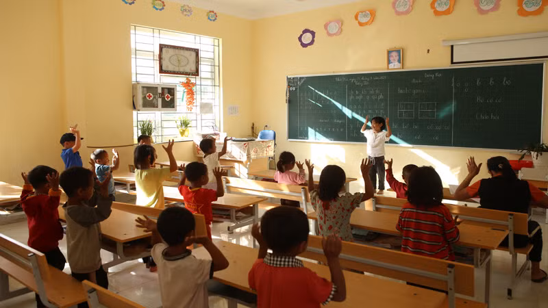 Môi trường học tập của học sinh vùng khó của huyện biên giới Mường Tè đang đáp ứng tốt nhu cầu học tập của con em đồng bào.