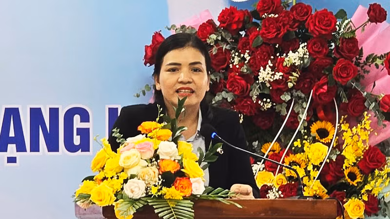 Phó Chủ tịch Ủy ban nhân dân tỉnh Kon Tum Y Ngọc phát biểu tại buổi lễ.