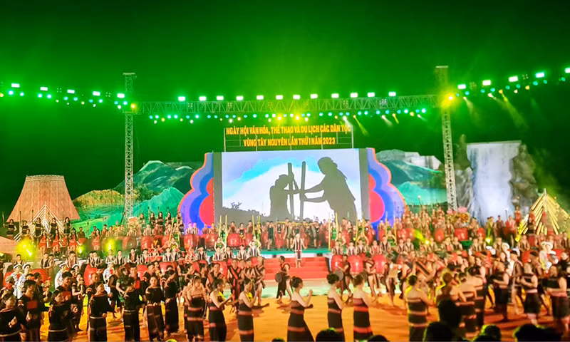 Chương trình nghệ thuật “Đại ngàn Tây Nguyên - Tinh hoa hội tụ”