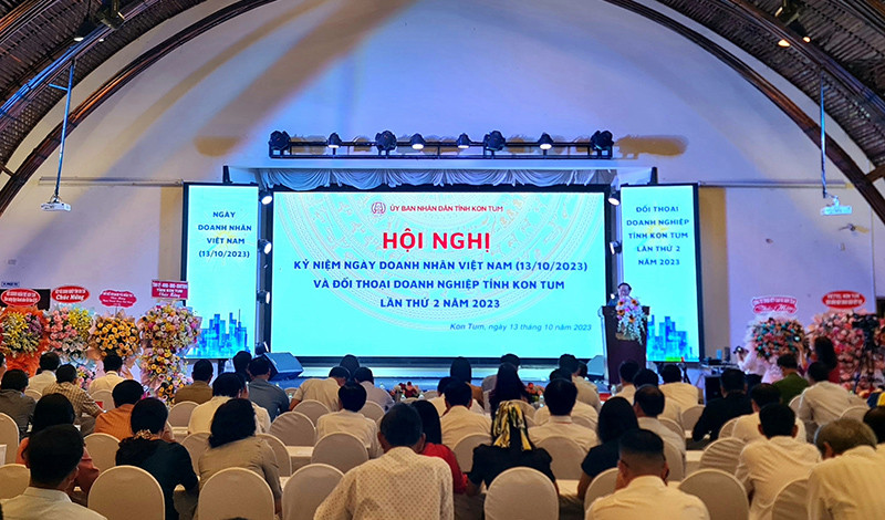 Quang cảnh hội nghị