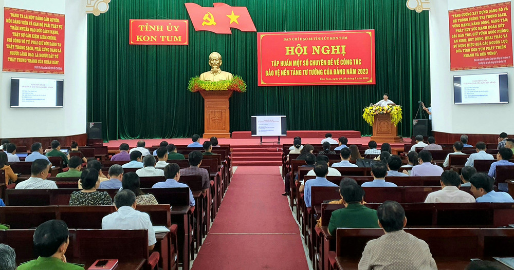 Quang cảnh Hội nghị.