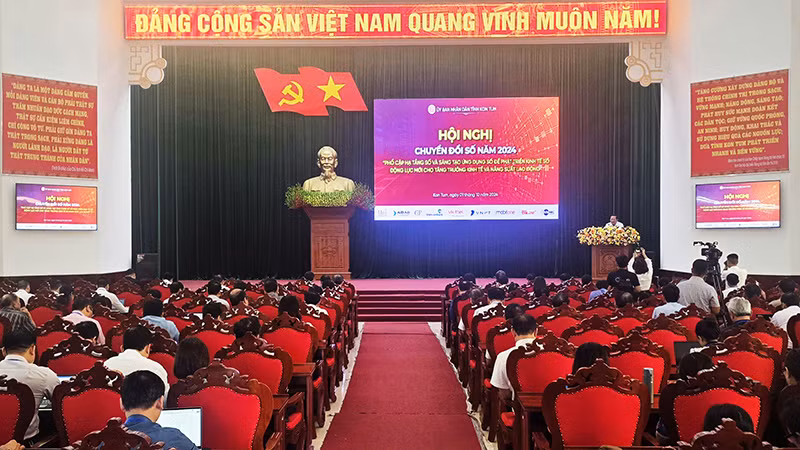 Quang cảnh hội nghị.