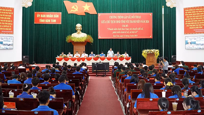 Quang cảnh buổi gặp gỡ, đối thoại.