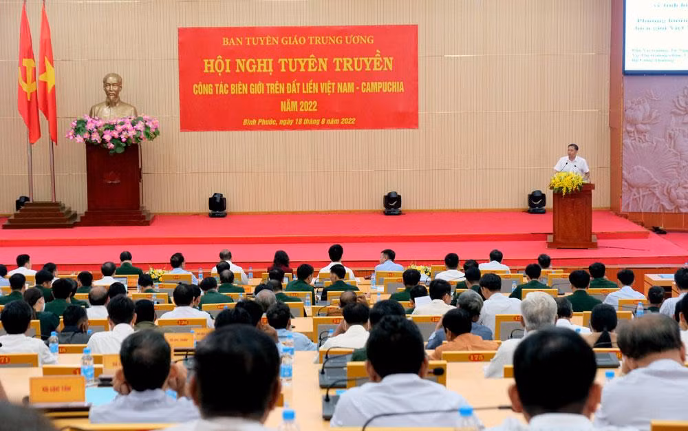 Quang cảnh hội nghị.