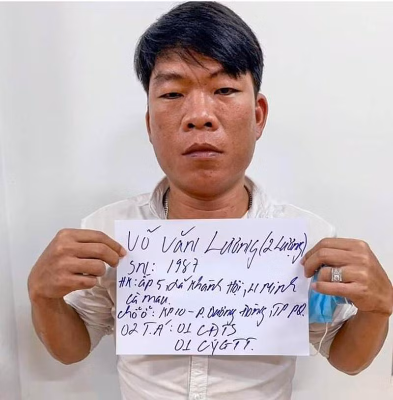 Đối tượng Võ Văn Lương được xem là một trong các đối tượng cầm đầu vụ nổ súng làm chết 3 người (2 người chết tại chỗ, 1 người chết ở bệnh viện).