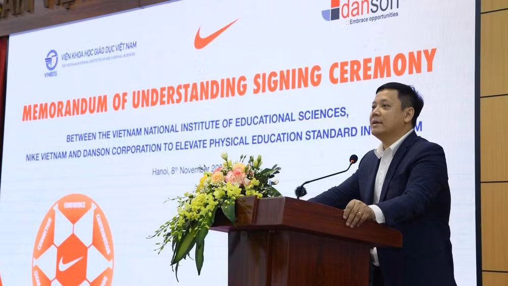 Viện trưởng Viện Khoa học Giáo dục Việt Nam, GS.TS Lê Anh Vinh phát biểu tại hội thảo.