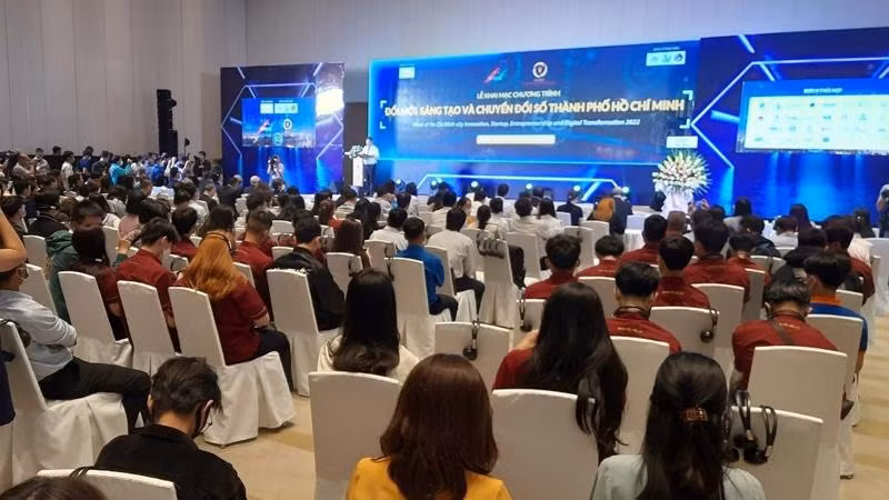 Quang cảnh lễ Khai mạc Tuần lễ Đổi mới sáng tạo và Chuyển đổi số Thành phố Hồ Chí Minh.