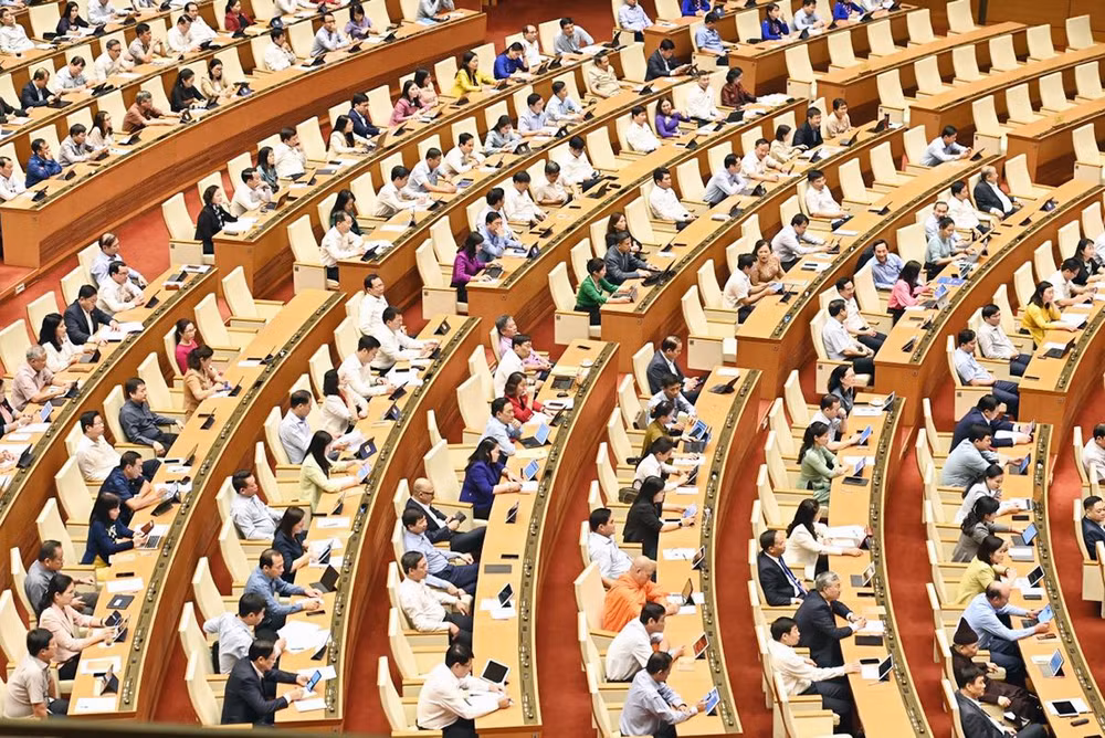 Các đại biểu Quốc hội tham dự Phiên chất vấn và trả lời chất vấn tại Hội trường Diên Hồng.