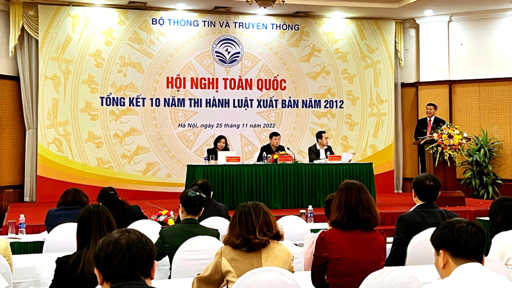 Toàn cảnh hội nghị.