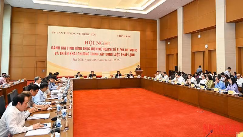 Quang cảnh Hội nghị đánh giá tình hình thực hiện kế hoạch số 81/KH-UBTVQH15 và triển khai chương trình xây dựng luật, pháp luật. (Ảnh: DUY LINH)