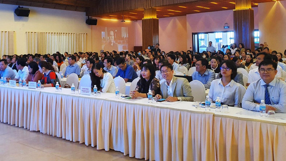 Quang cảnh Hội thảo Chuyển đổi số trong lĩnh vực giáo dục và đào tạo.