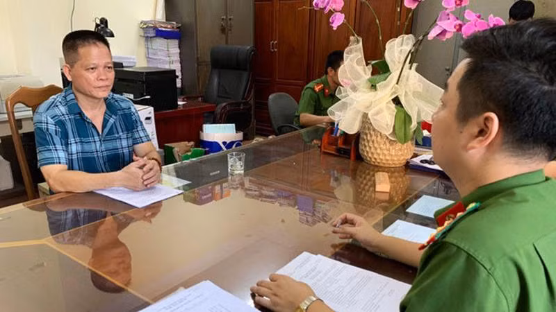 Đối tượng Hoàng Tuấn tại cơ quan điều tra.