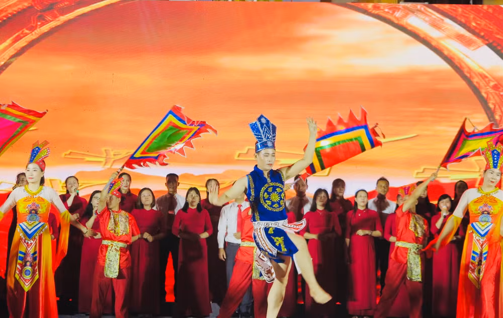 Tiết mục biểu diễn của huyện Thủy Nguyên.