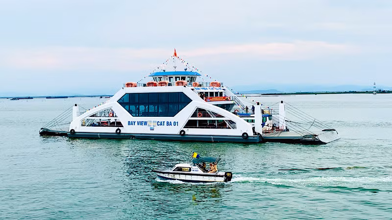 Từ 11 giờ ngày 6/9, Hải Phòng sẽ đình chỉ các hoạt động giao thông vận tải đường thủy nội địa, phà sông, phà biển, các hoạt động vui chơi trên biển.