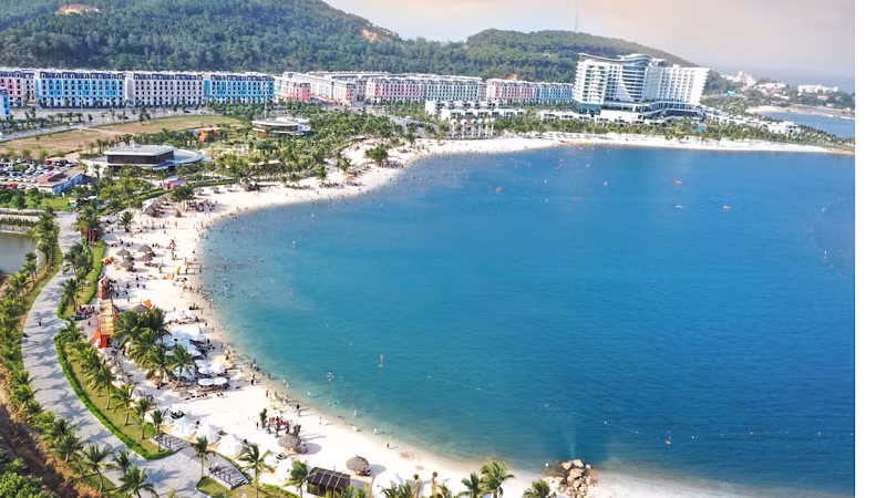 Khu du lịch quốc tế Đồi Rồng (Đồ Sơn) do doanh nghiệp trong nước đầu tư xây dựng.