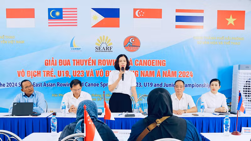 Lãnh đạo Sở Văn hóa và Thể thao thành phố Hải Phòng giới thiệu về giải đấu.