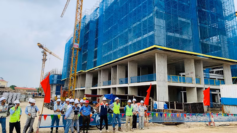 Các công trình nhà ở xã hội tại Tổng kho 3 Lạc Viên đang được triển khai đúng tiến độ.