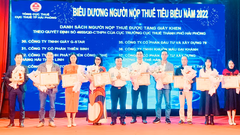 Biểu dương các doanh nghiệp thực hiện tốt chính sách thuế.