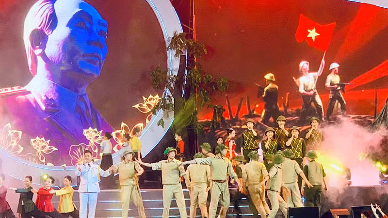 Tác phẩm ca ngợi chiến thắng Điện Biên Phủ.