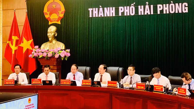 Lãnh đạo Bộ Khoa học-Công nghệ và lãnh đạo thành phố Hải Phòng chủ trì hội nghị.