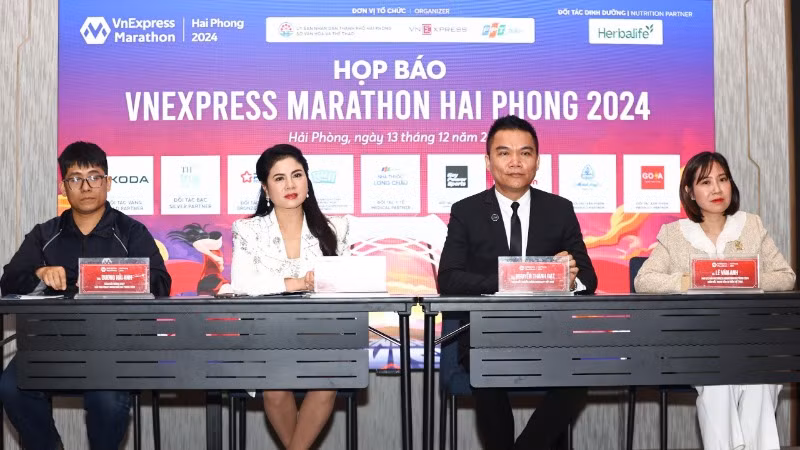 Ban Tổ chức VnExpress Marathon Haiphong 2024 giới thiệu về giải. Ban Tổ chức VnExpress Marathon Haiphong 2024 giới thiệu về giải.
