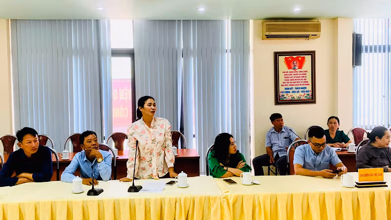 Các hộ dân phát biểu ý kiến, tâm tư nguyện vọng.