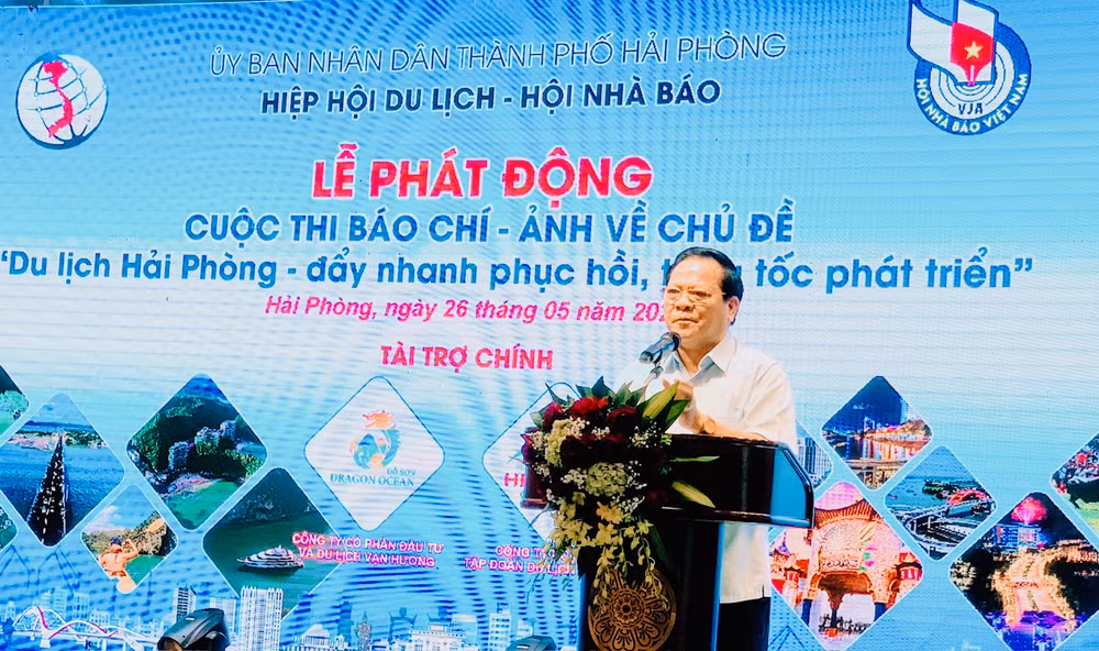 Chủ tịch Hiệp hội Du lịch Hải Phòng Mai Xuân Thắng phát động cuộc thi báo chí, ảnh đẹp về du lịch Hải Phòng.